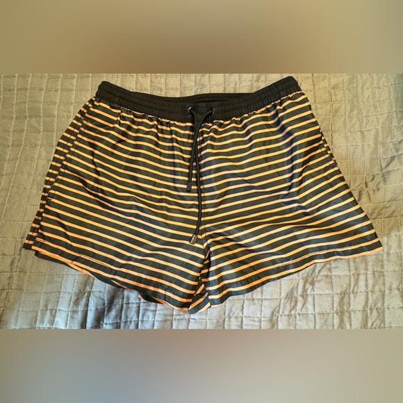 - Zara Man swimming shorts - Picture 1 of 6